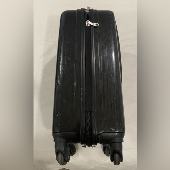 Samsonite Bags Samsonite Winfield 2 Hardside Luggage With Spinner Wheels Poshmark